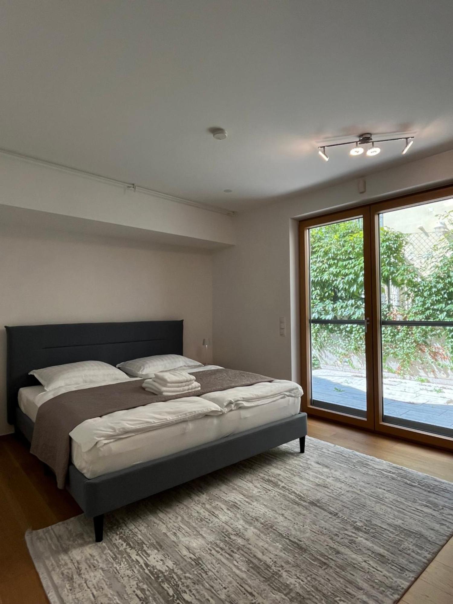 Roterd Residence, & Green, Parking Lot Apartament